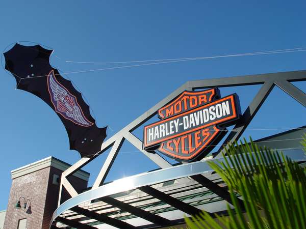 Image 16 from Branded indoor quadline kite for corporate trade show performance for Harley Davidson - by WindFire Designs