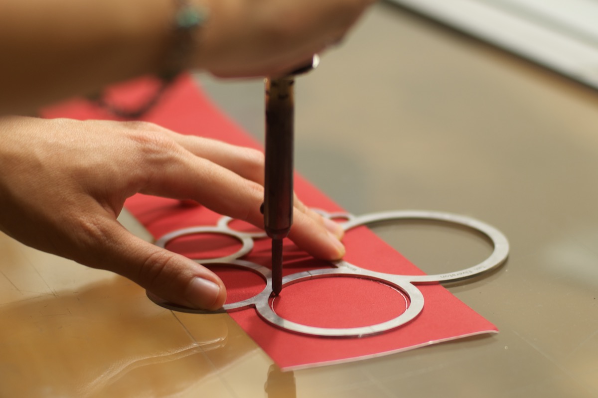 hot cutting circles in dacron windfire circle tool