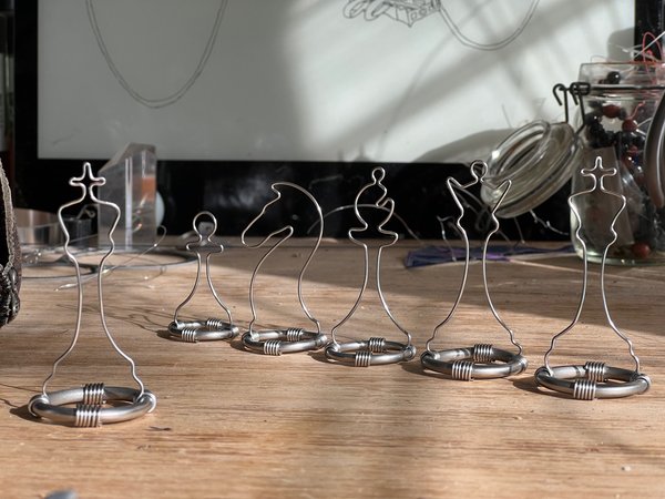 Image 31 from Wire Chess Set by Tim Elverston