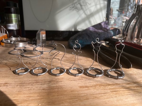 Image 38 from Wire Chess Set by Tim Elverston