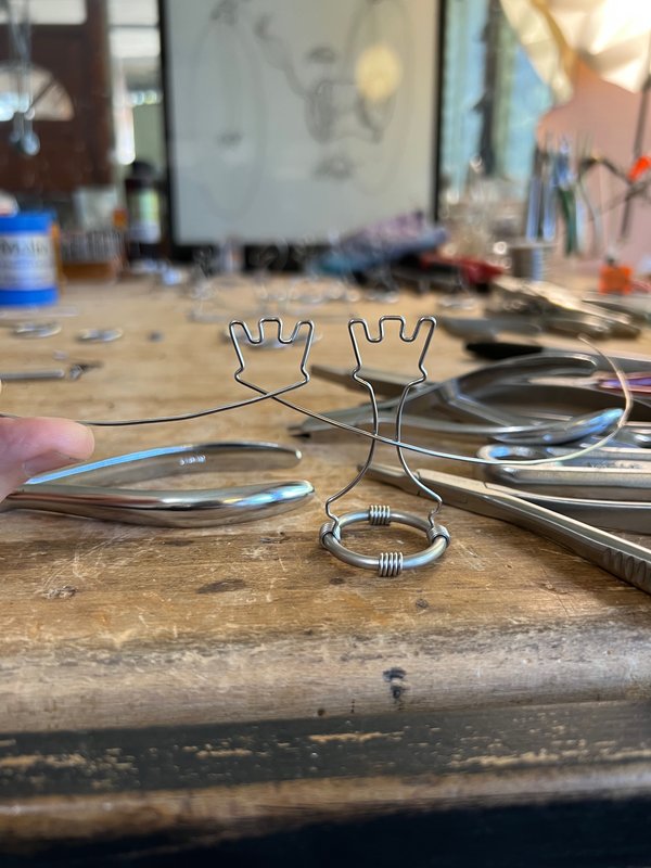 Image 40 from Wire Chess Set by Tim Elverston